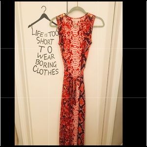 🔻🔻♥️Michael Kors❤️Maxi. Dress♥️Slit sides. Sz. S